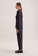 Hemdbluse mit Abnähern regular fit in Schwarz |  Seidensticker Onlineshop