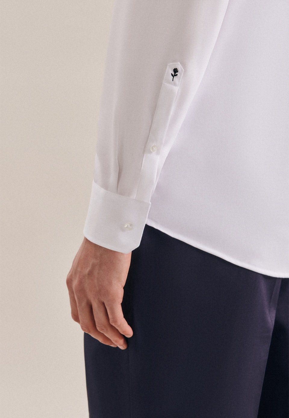 Bügelfreies Twill Business Hemd in Regular fit mit Kentkragen in Weiß |  Seidensticker Onlineshop