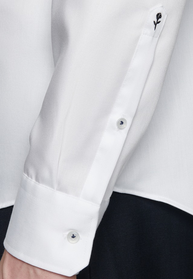 Bügelfreies Twill Business Hemd in Shaped mit Kentkragen in Weiß |  Seidensticker Onlineshop