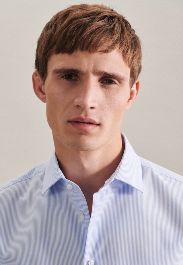 Non-iron Poplin Business Shirt in Slim with Kent-Collar in Light Blue | Seidensticker Onlineshop