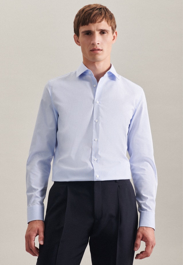 Non-iron Poplin Business Shirt in Slim with Kent-Collar in Light Blue | Seidensticker Onlineshop