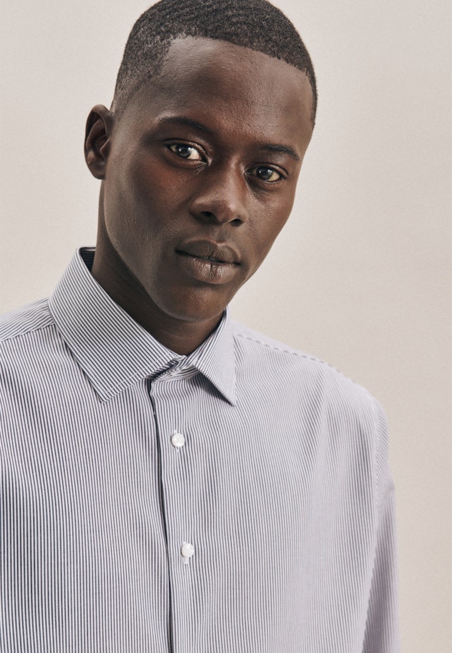 Shaped Business Hemd Gestreift in Dunkelblau |  Seidensticker Onlineshop