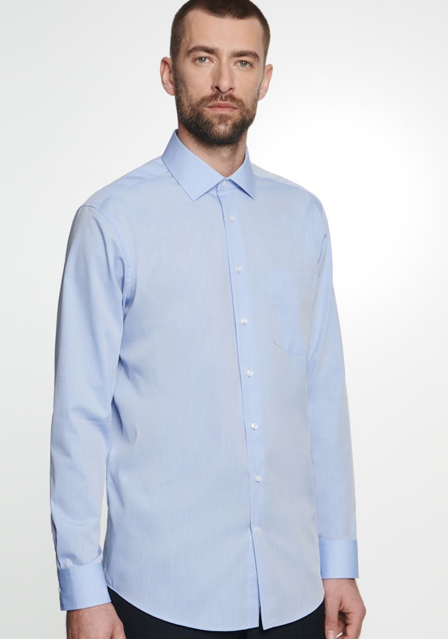 Non-iron Chambray Business Shirt in Regular with Kent-Collar in Light Blue |  Seidensticker Onlineshop