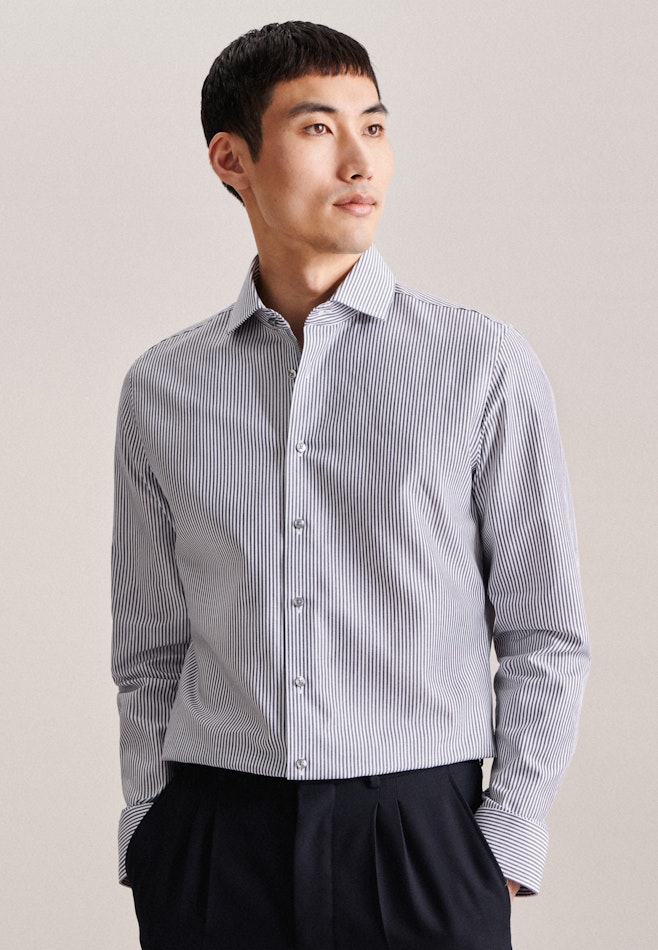 Non-iron Poplin Business Shirt in Slim with Kent-Collar in Dark Blue | Seidensticker online shop