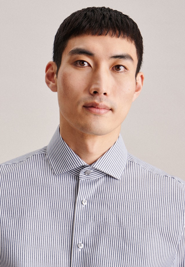 Non-iron Poplin Business Shirt in Slim with Kent-Collar in Dark Blue |  Seidensticker Onlineshop