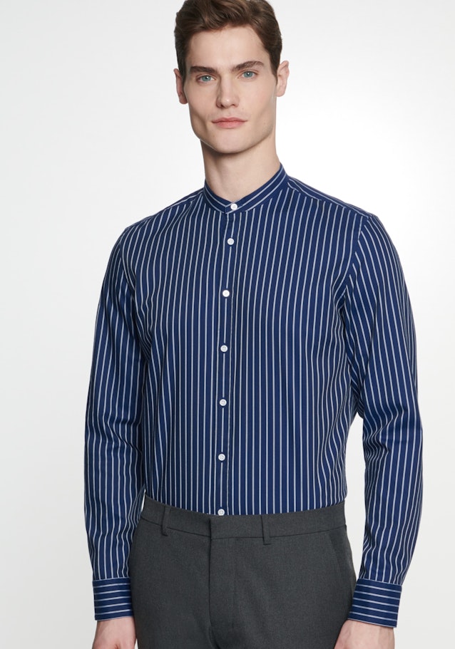 Easy-iron Twill Business Shirt in Shaped with Stand-Up Collar in Dark Blue |  Seidensticker Onlineshop