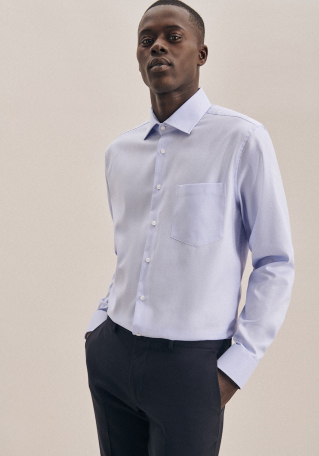 Non-iron Structure Business Shirt in Regular with Kent-Collar in Light Blue | Seidensticker Onlineshop