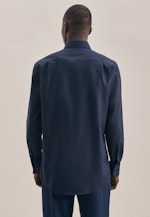 Non-iron Structure Business Shirt in Regular with Kent-Collar in Dark Blue |  Seidensticker Onlineshop