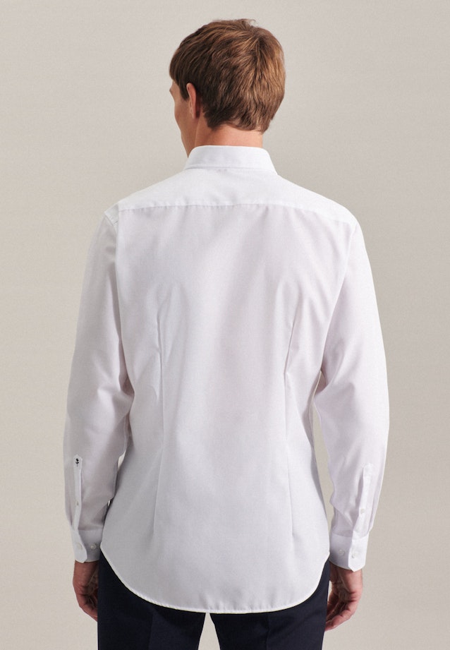 Bügelfreies Popeline Business Hemd in Shaped mit Button-Down-Kragen in Weiß |  Seidensticker Onlineshop