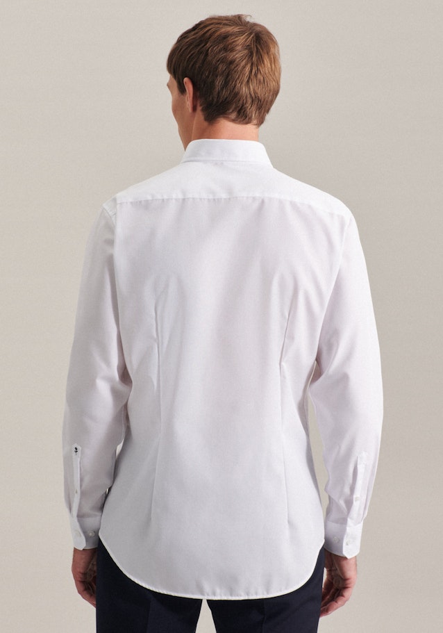 Bügelfreies Popeline Business Hemd in Shaped mit Button-Down-Kragen in Weiß | Seidensticker Onlineshop