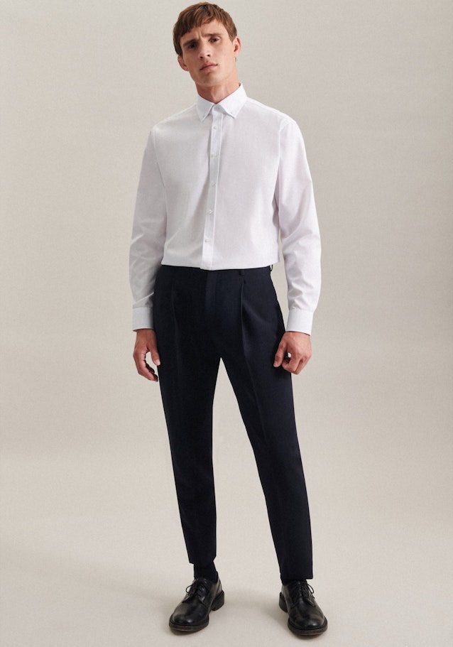Bügelfreies Popeline Business Hemd in Shaped mit Button-Down-Kragen in Weiß |  Seidensticker Onlineshop