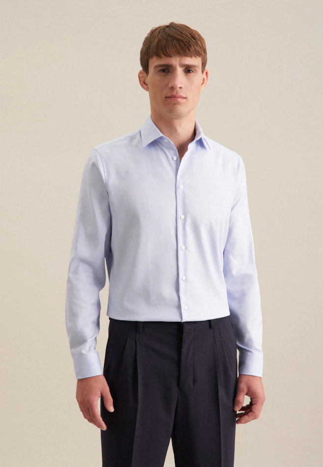 Shaped Business shirt Uni in Light Blue | Seidensticker online shop