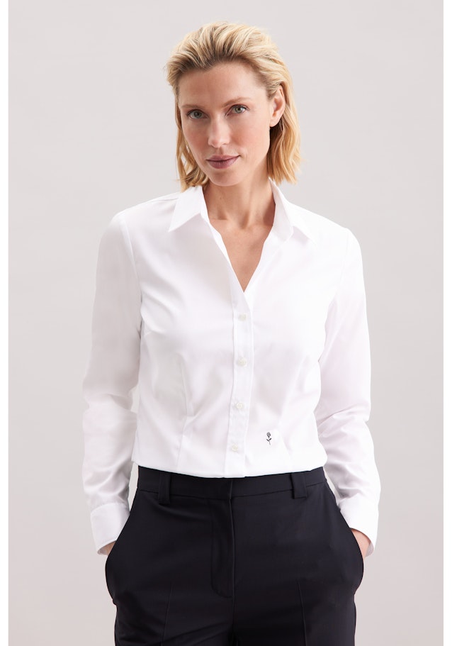 Hemdbluse mit Abnähern slim fit in Weiß | Seidensticker Onlineshop