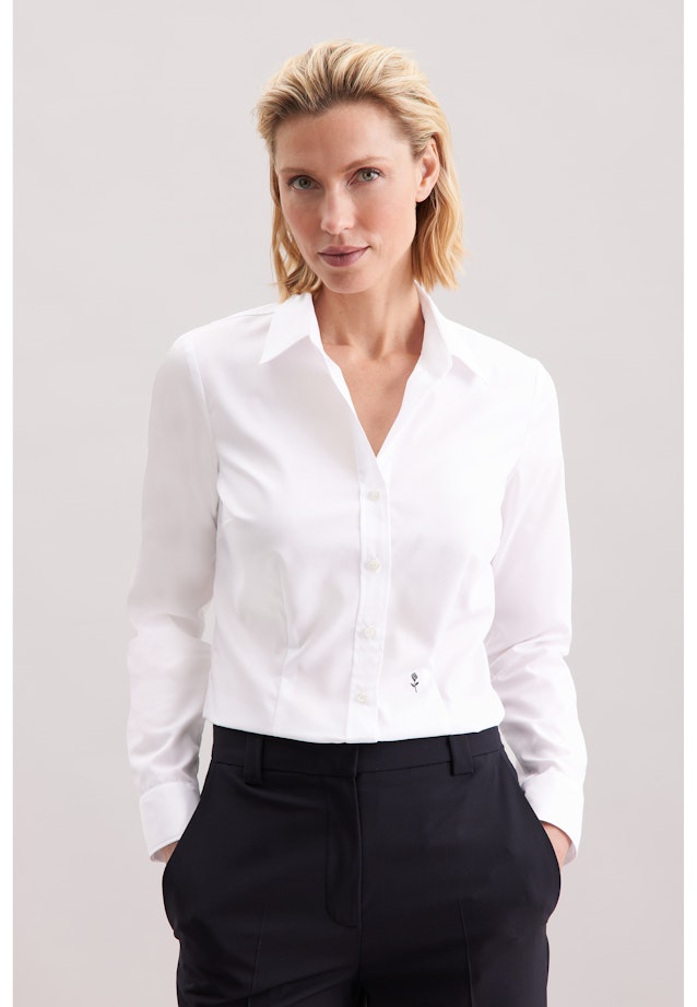 Hemdbluse mit Abnähern slim fit in Weiß |  Seidensticker Onlineshop
