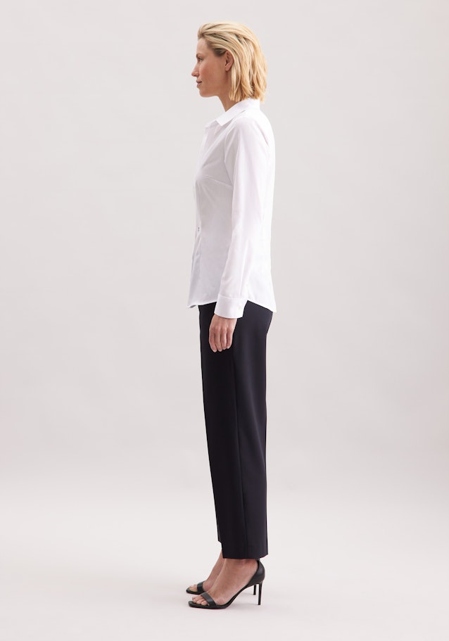 Hemdbluse mit Abnähern slim fit in Weiß | Seidensticker Onlineshop