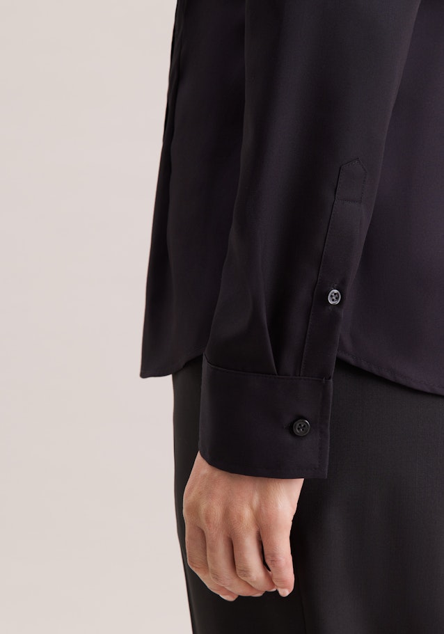 Hemdbluse mit Abnähern slim fit in Schwarz | Seidensticker Onlineshop