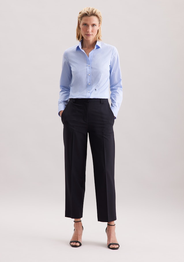 Hemdbluse mit Abnähern slim fit in Hellblau | Seidensticker Onlineshop