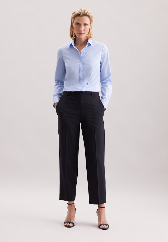 Hemdbluse mit Abnähern slim fit in Hellblau |  Seidensticker Onlineshop