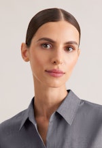 Hemdbluse mit Abnähern slim fit in Grau |  Seidensticker Onlineshop