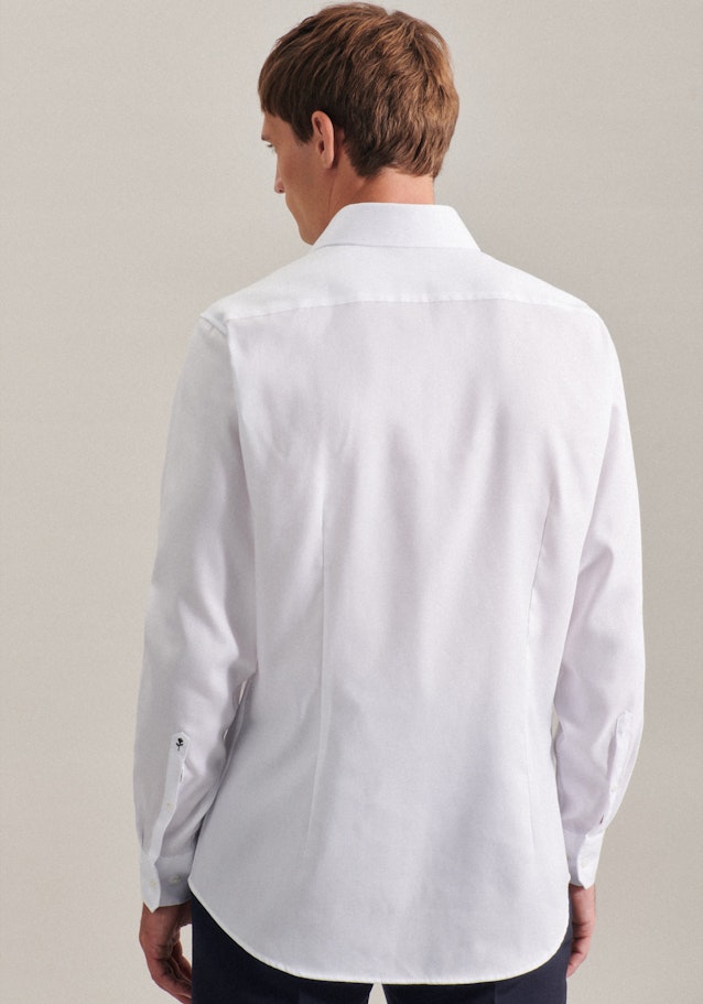 Bügelfreies Oxfordhemd in Shaped mit Kentkragen in Weiß | Seidensticker Onlineshop