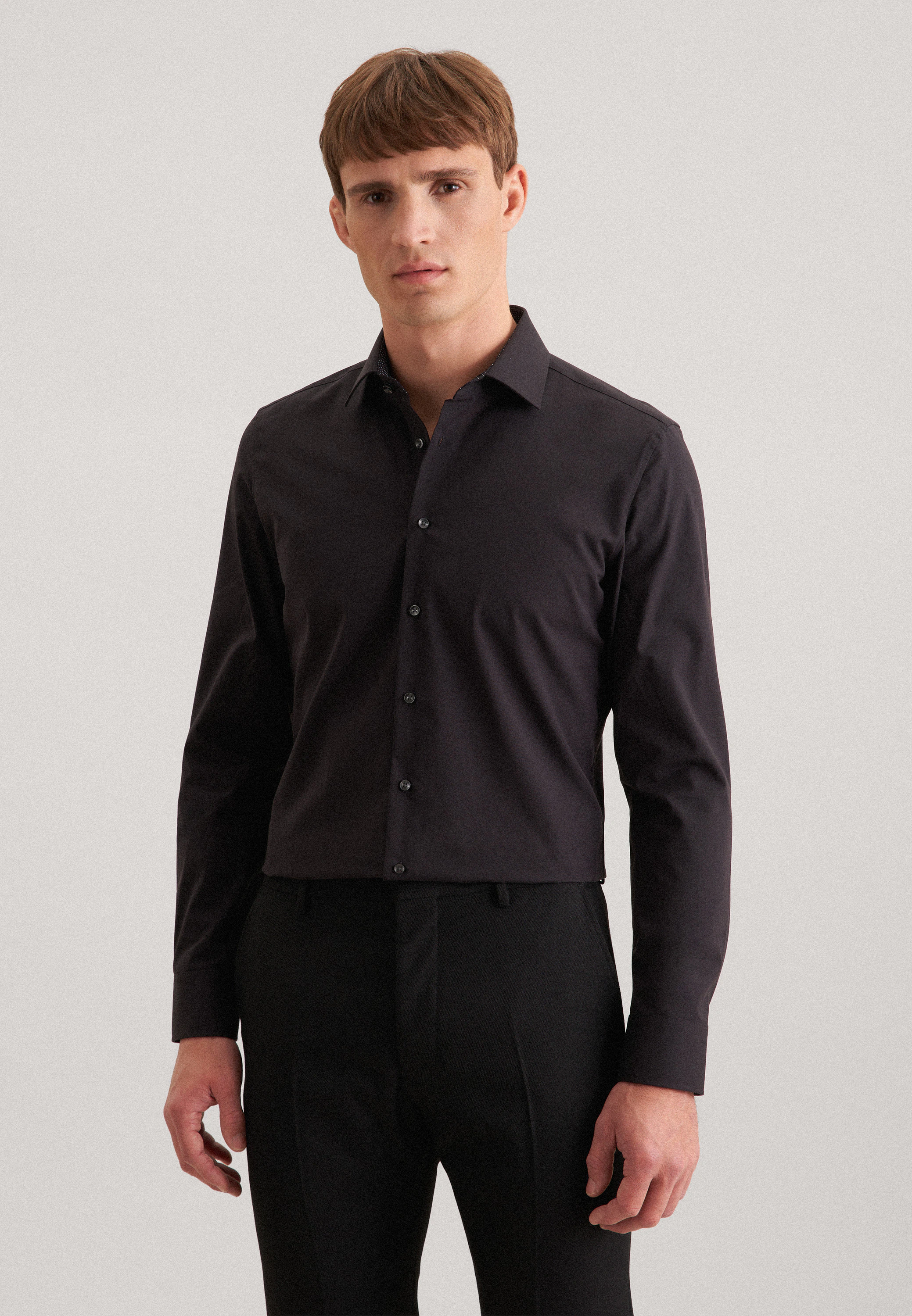 Shaped Business Hemd Uni Schwarz