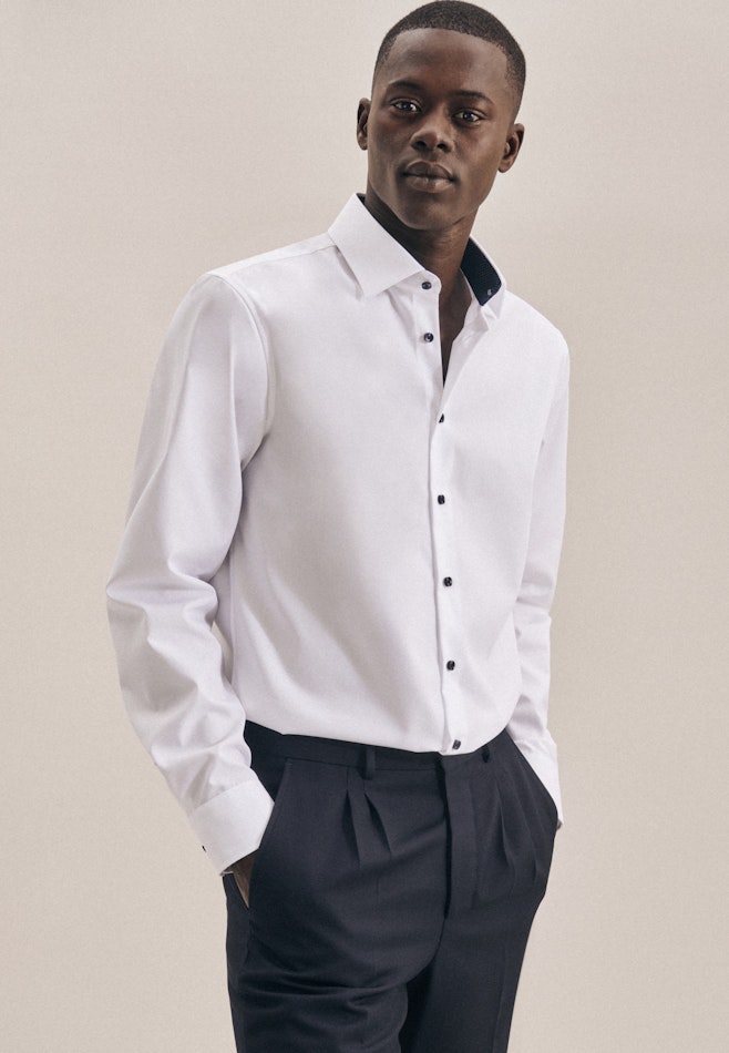 Non-iron Poplin Business Shirt in Shaped with Kent-Collar in White | Seidensticker online shop