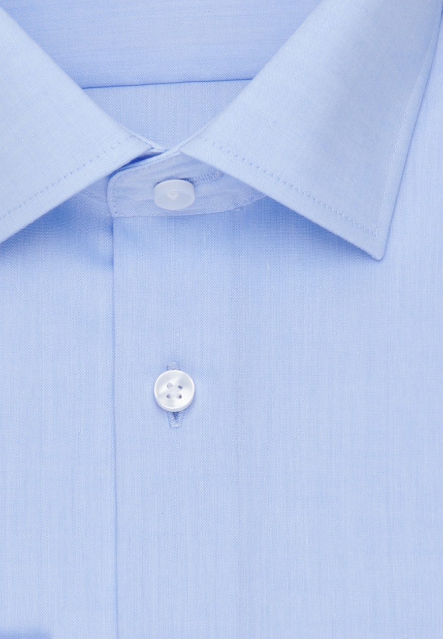 Bügelfreies Chambray Business Hemd in Regular mit Kentkragen und extra langem Arm in Mittelblau |  Seidensticker Onlineshop
