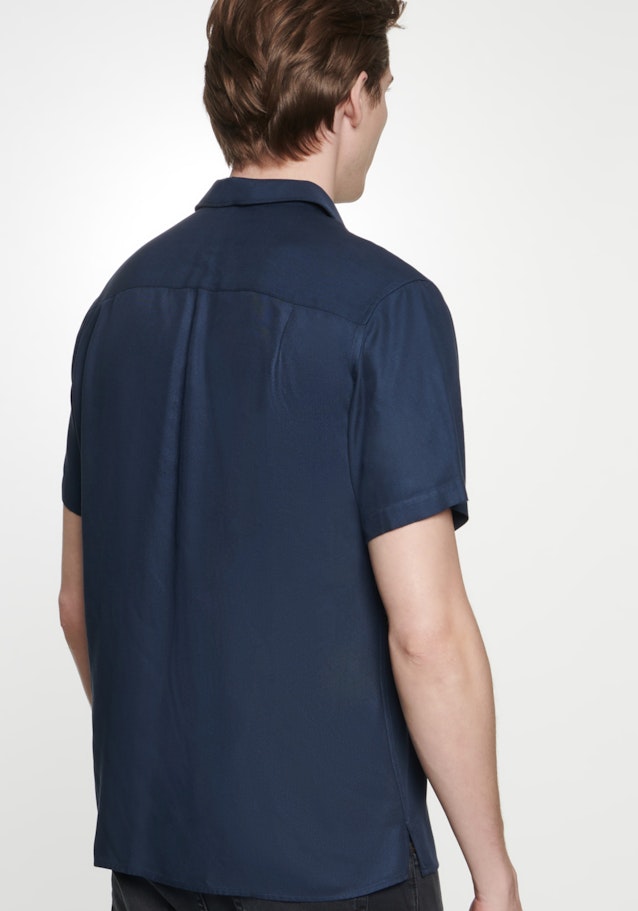 Twill Short sleeve Business Shirt in Shaped with Lapel Collar in Dark Blue |  Seidensticker Onlineshop