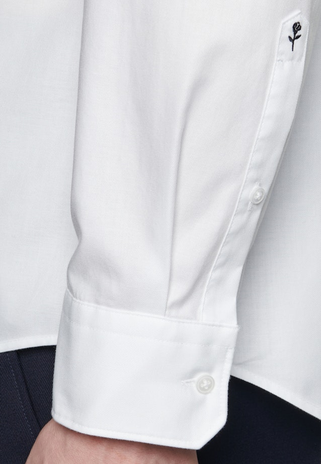 Easy-iron Twill Business Shirt in Shaped with Stand-Up Collar in White |  Seidensticker Onlineshop