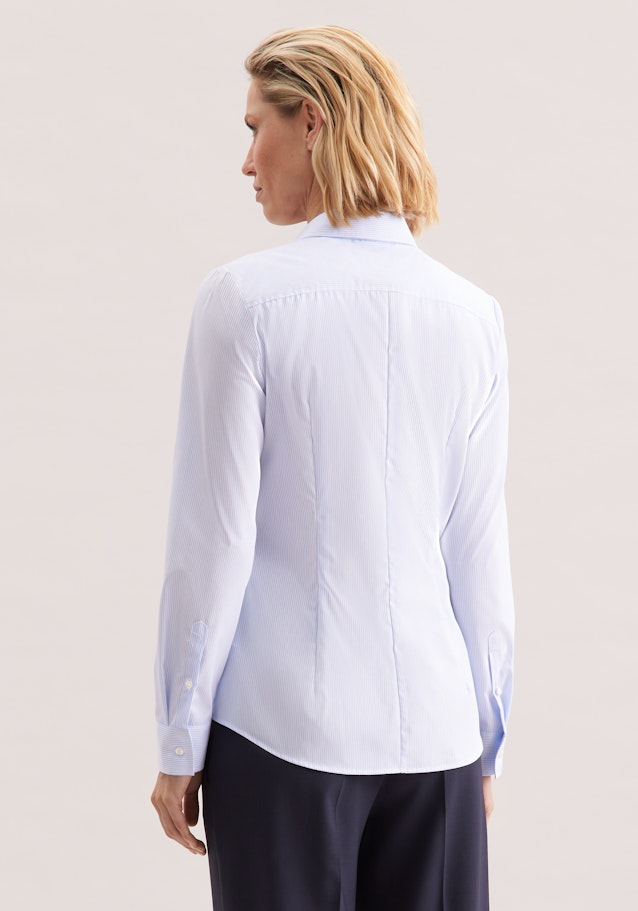 Hemdbluse mit Abnähern slim fit in Hellblau | Seidensticker Onlineshop