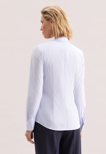 Hemdbluse mit Abnähern slim fit in Hellblau |  Seidensticker Onlineshop