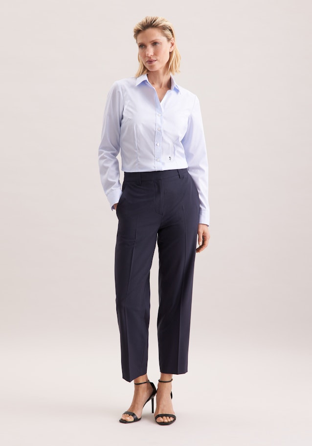 Hemdbluse mit Abnähern slim fit in Hellblau | Seidensticker Onlineshop