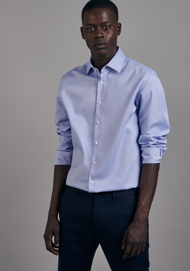 Bügelfreies Oxfordhemd in Slim mit Kentkragen in Hellblau | Seidensticker Onlineshop