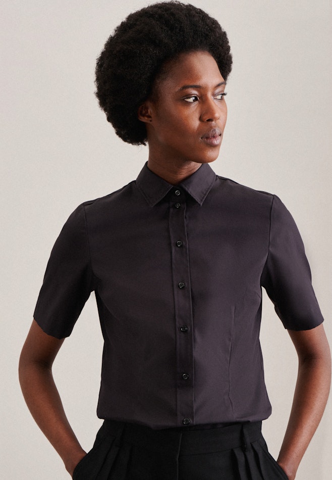 Non-iron Short sleeve Poplin Shirt Blouse in Black | Seidensticker online shop
