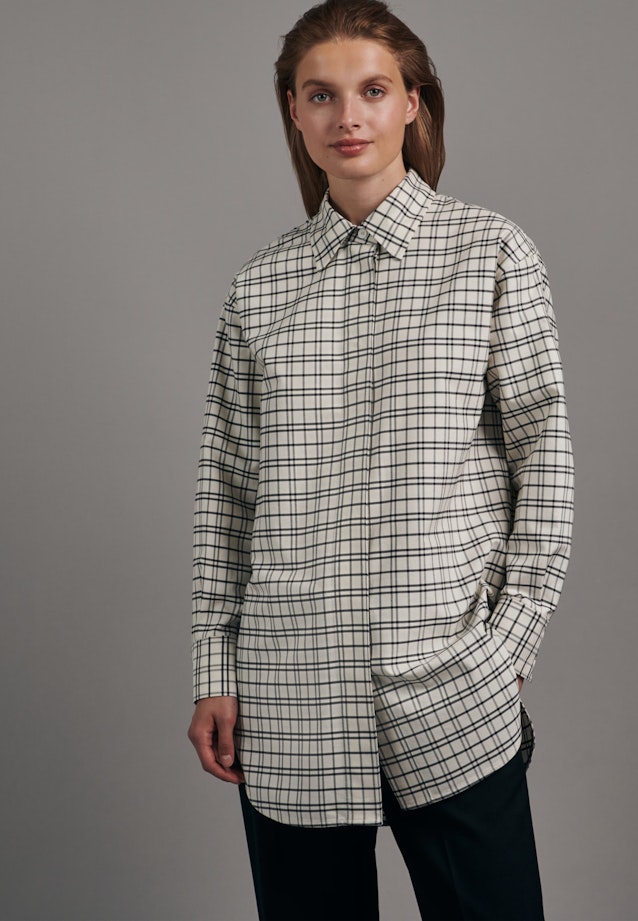 Oversized fit Longbluse Karo in Ecru |  Seidensticker Onlineshop