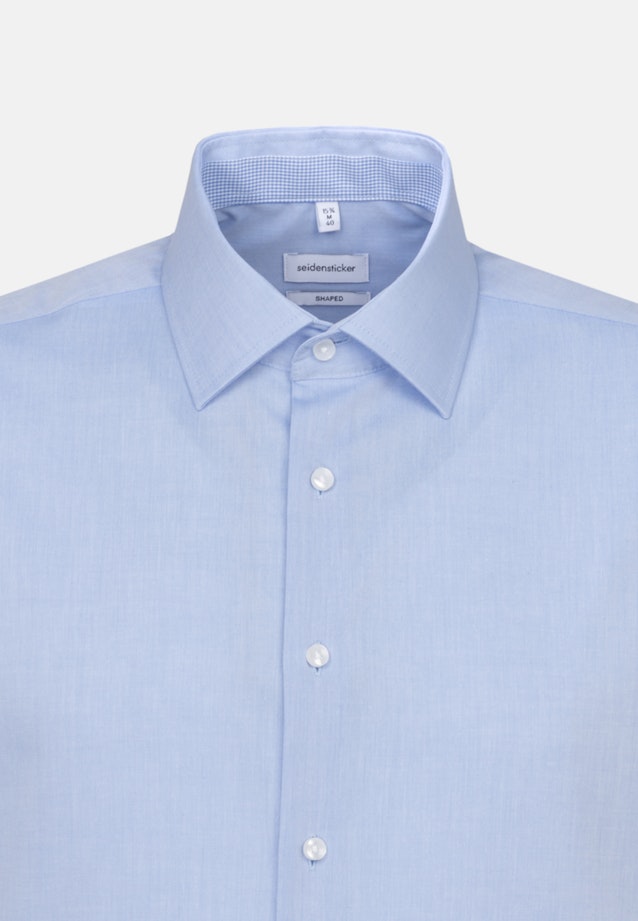 Non-iron Chambray Short sleeve Business Shirt in Shaped with Kent-Collar in Light Blue |  Seidensticker Onlineshop