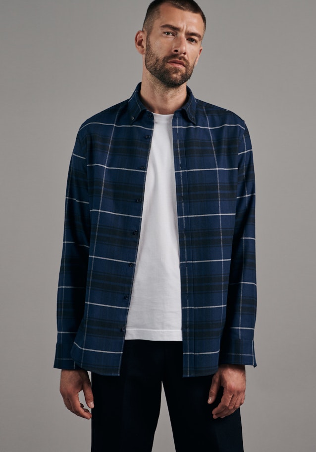 Flanell Business Hemd in Shaped mit Button-Down-Kragen in Dunkelblau |  Seidensticker Onlineshop