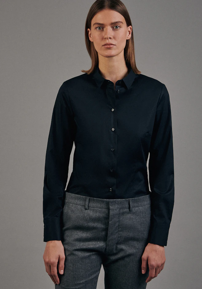 Bodybluse mit Stretchanteil slim fit in Schwarz | Seidensticker Onlineshop