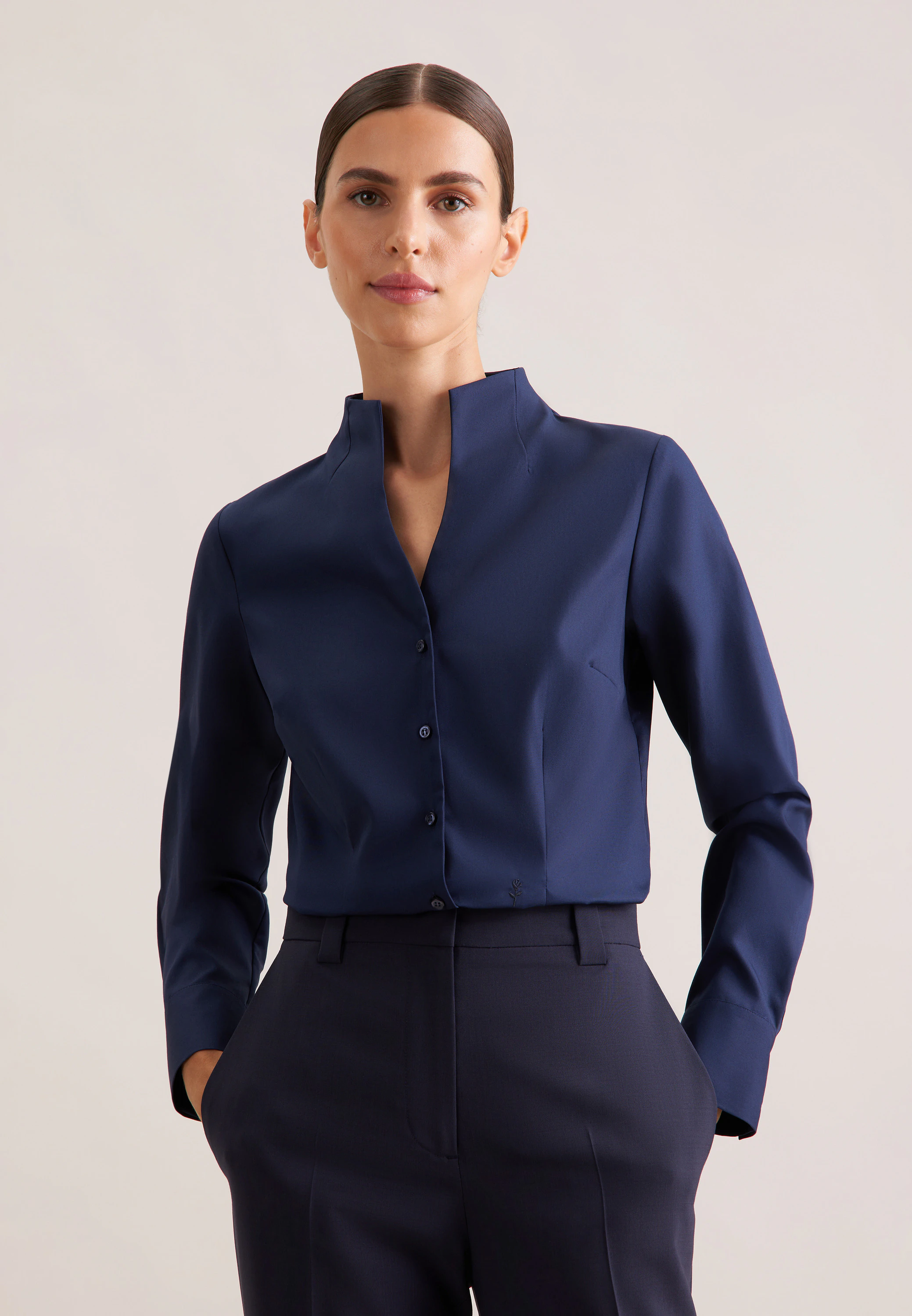 Kelchkragenbluse slim fit Blau 36