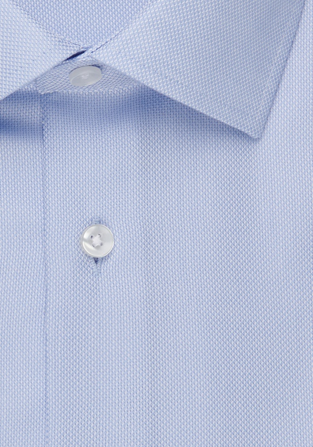Non-iron Structure Business Shirt in Slim with Kent-Collar and extra long sleeve in Light Blue |  Seidensticker Onlineshop
