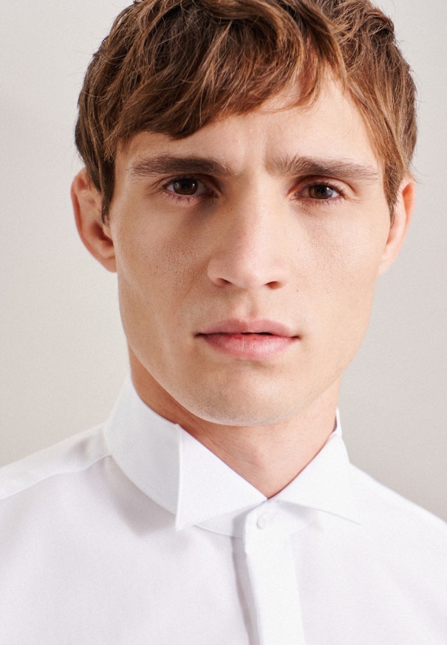 Non-iron Poplin Gala Shirt in Shaped with Wing Collar in White |  Seidensticker Onlineshop