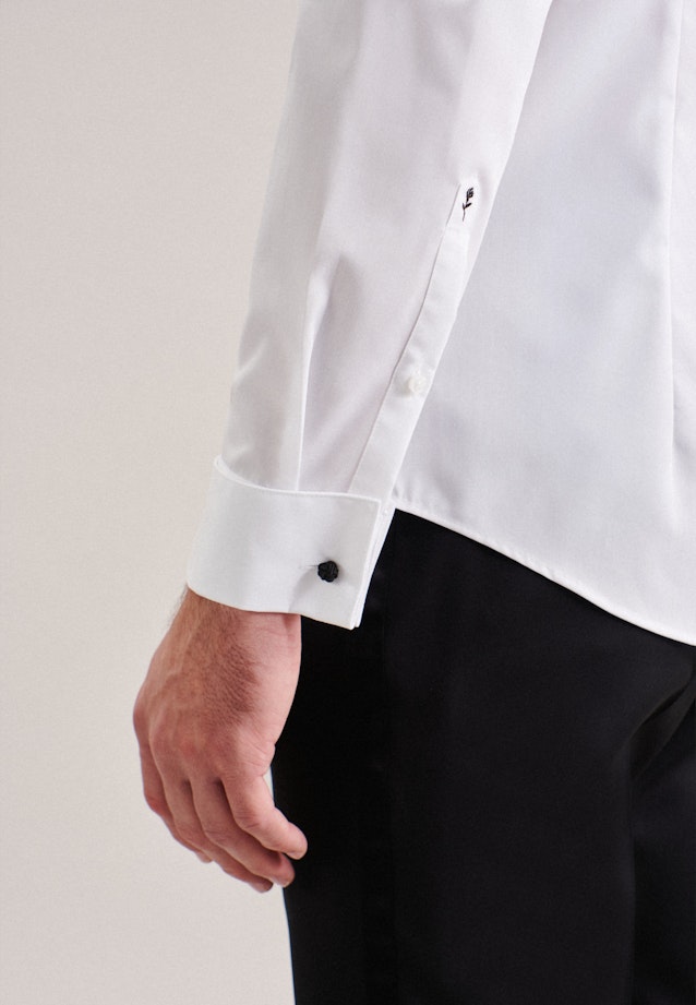 Non-iron Poplin Gala Shirt in Shaped with Wing Collar in White |  Seidensticker Onlineshop