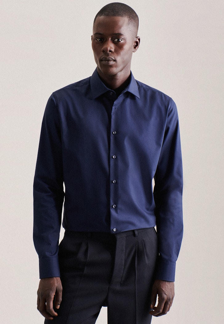 Herren Bügelfreies Chambray Business Hemd in X-Slim mit Kentkragen  dunkelblau | Seidensticker | Klassische Hemden