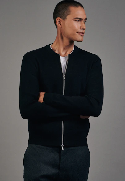 Gerader Schnitt (Normal-Fit) Strick-Jacke Uni in Schwarz |  Seidensticker Onlineshop