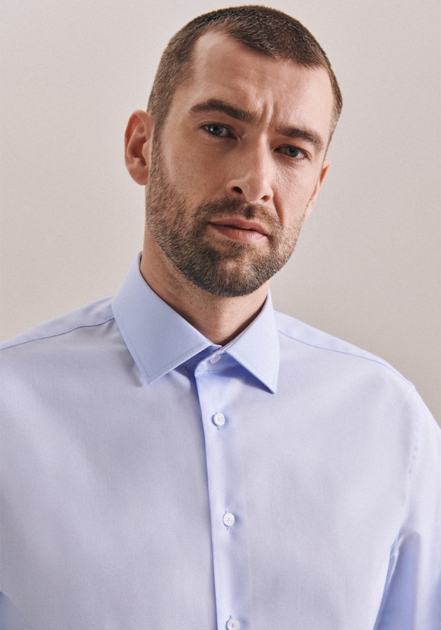 Non-iron Poplin Business Shirt in Shaped with Kent-Collar in Medium Blue |  Seidensticker Onlineshop