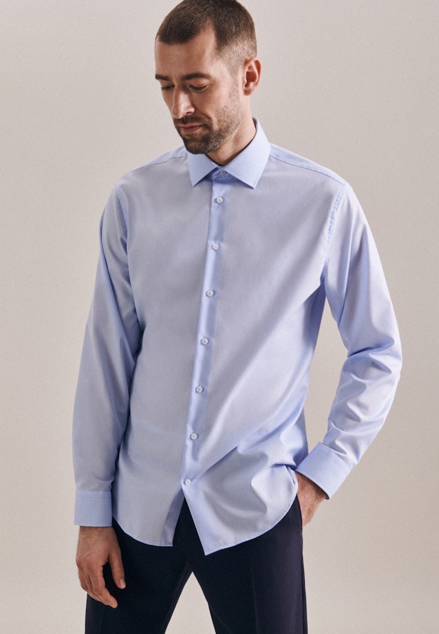 Non-iron Poplin Business Shirt in Shaped with Kent-Collar in Medium Blue |  Seidensticker Onlineshop