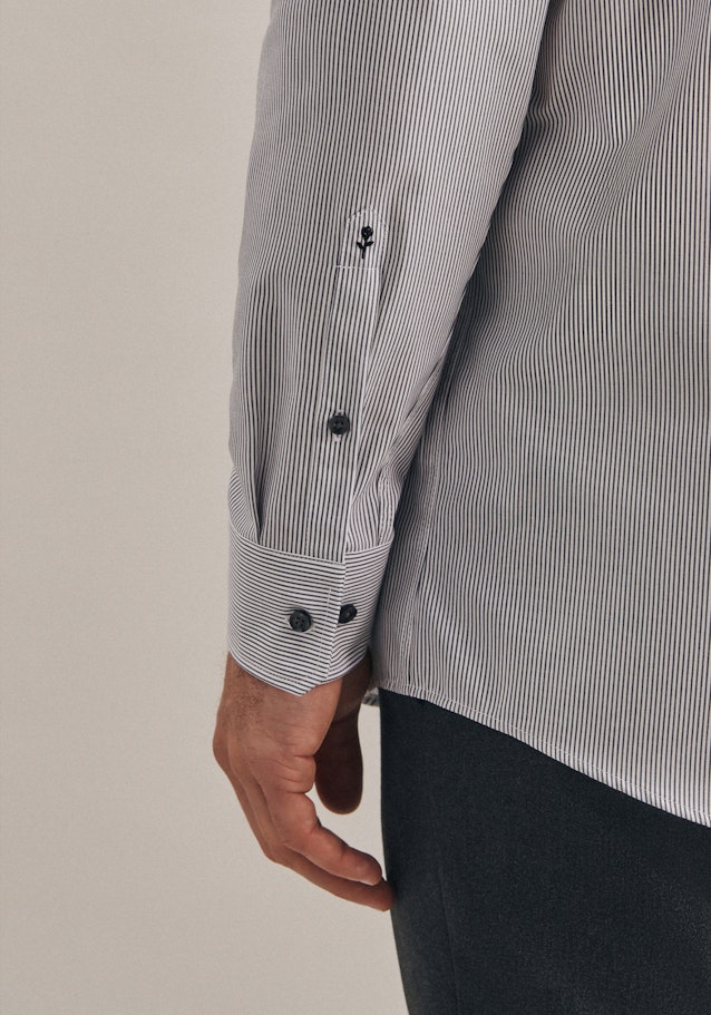 Non-iron Poplin Business Shirt in Regular with Kent-Collar in Grey |  Seidensticker Onlineshop