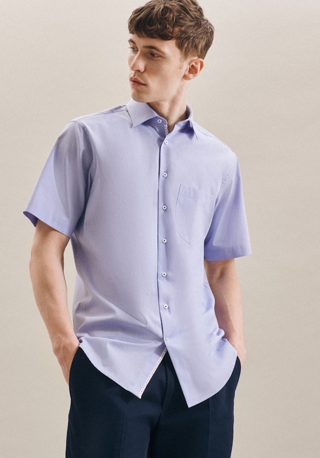 Non-iron Structure Short sleeve Business Shirt in Regular with Kent-Collar in Light Blue |  Seidensticker Onlineshop