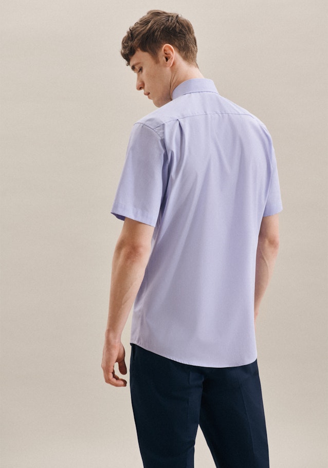 Non-iron Structure Short sleeve Business Shirt in Regular with Kent-Collar in Light Blue |  Seidensticker Onlineshop