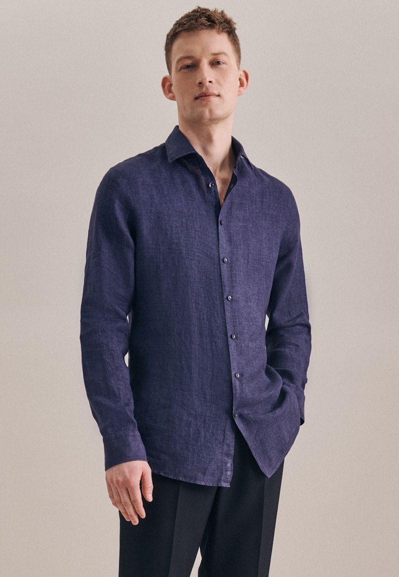 Linen shirt in Shaped with Kent-Collar